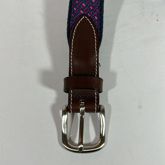 Vineyard Vines Paddle Design Belt - Picture 2 of 7